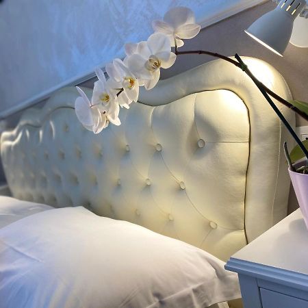 Domus Valadier B&B Guesthouse Φιουμιτσίνο Εξωτερικό φωτογραφία
