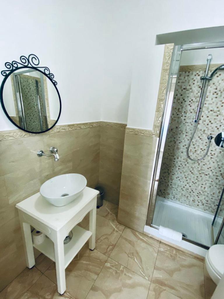 Domus Valadier B&B Guesthouse Φιουμιτσίνο Εξωτερικό φωτογραφία