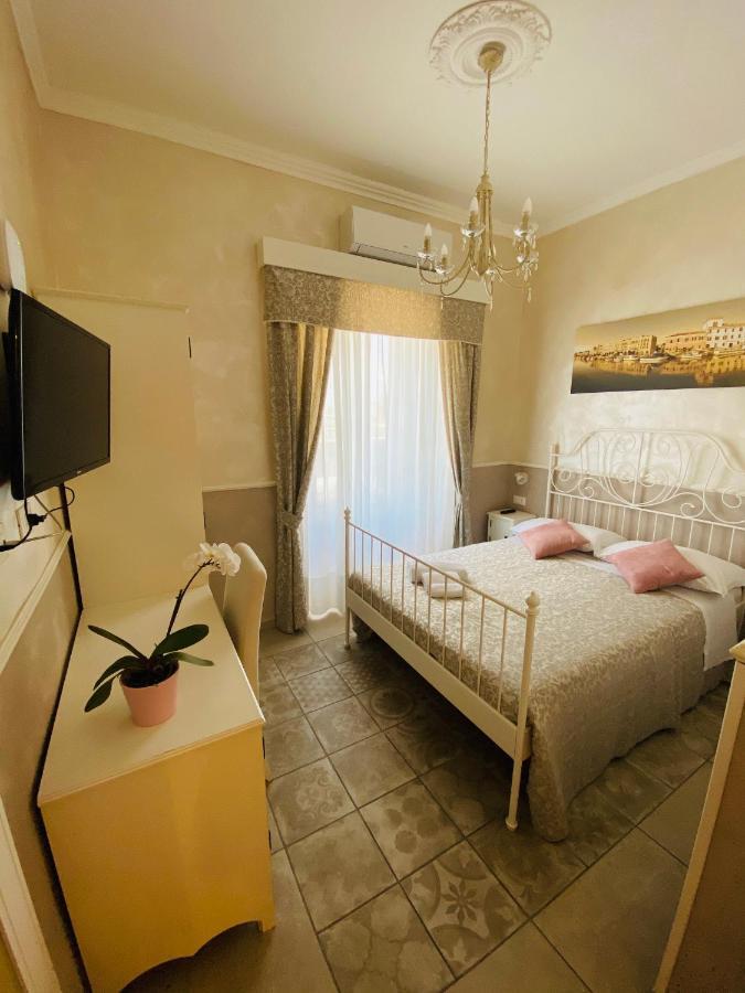 Domus Valadier B&B Guesthouse Φιουμιτσίνο Εξωτερικό φωτογραφία