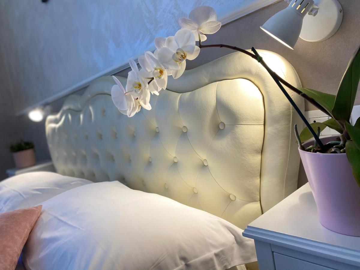 Domus Valadier B&B Guesthouse Φιουμιτσίνο Εξωτερικό φωτογραφία