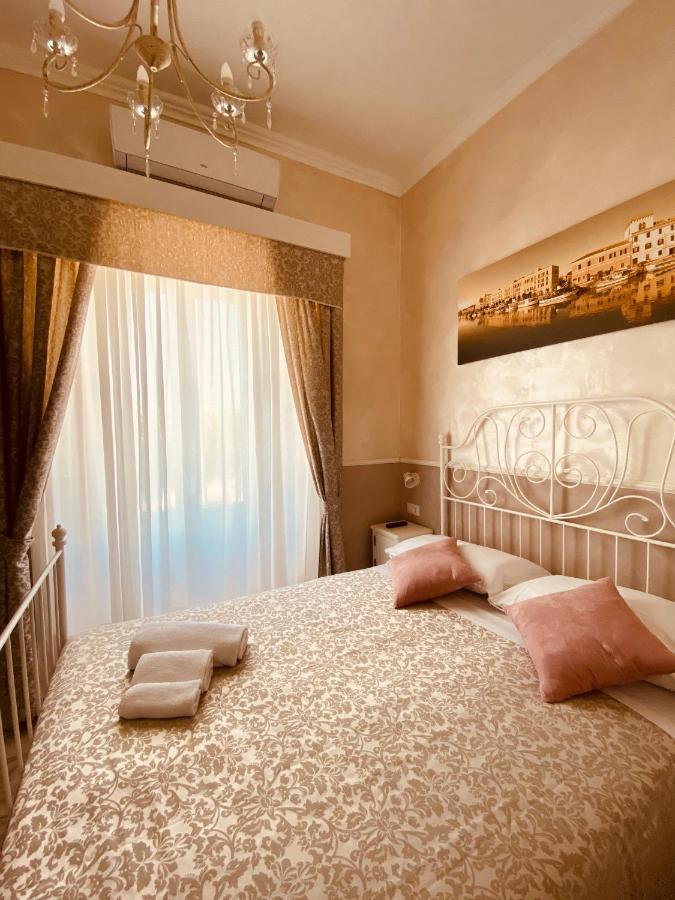 Domus Valadier B&B Guesthouse Φιουμιτσίνο Εξωτερικό φωτογραφία